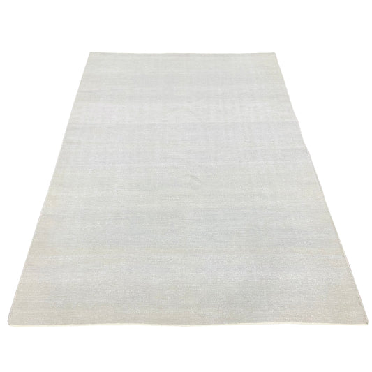 Ivory Silk Plain Grey Kilim 3.11x5.11ft 119x179Cms