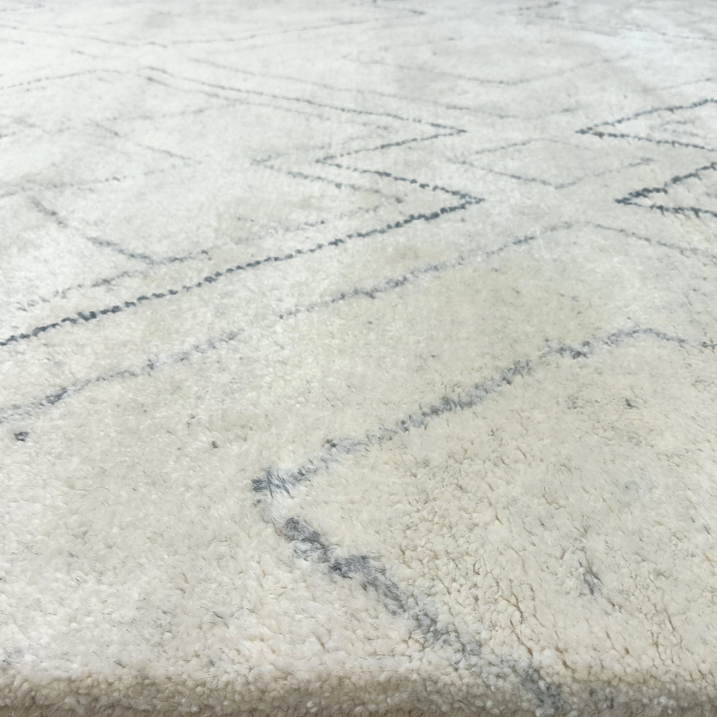 Grey and Ivory Modern Japandi Viscose and Wool Textured Handknotted 9.0x11.8Ft 275x355Cms Area Rug