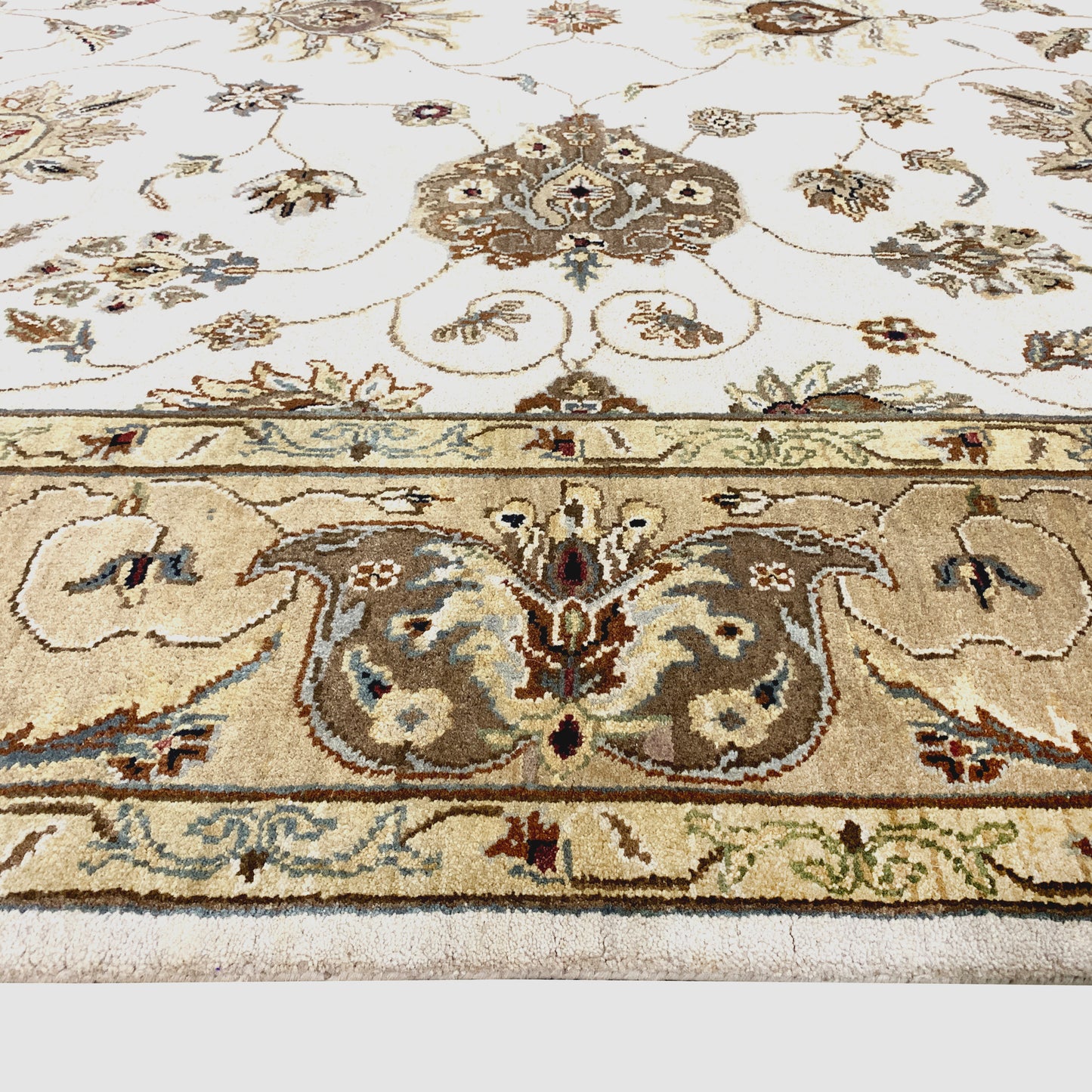 Mughal Darbar Ivory Beige and Camel Traditional Pure Wool Handknotted Area Rug
