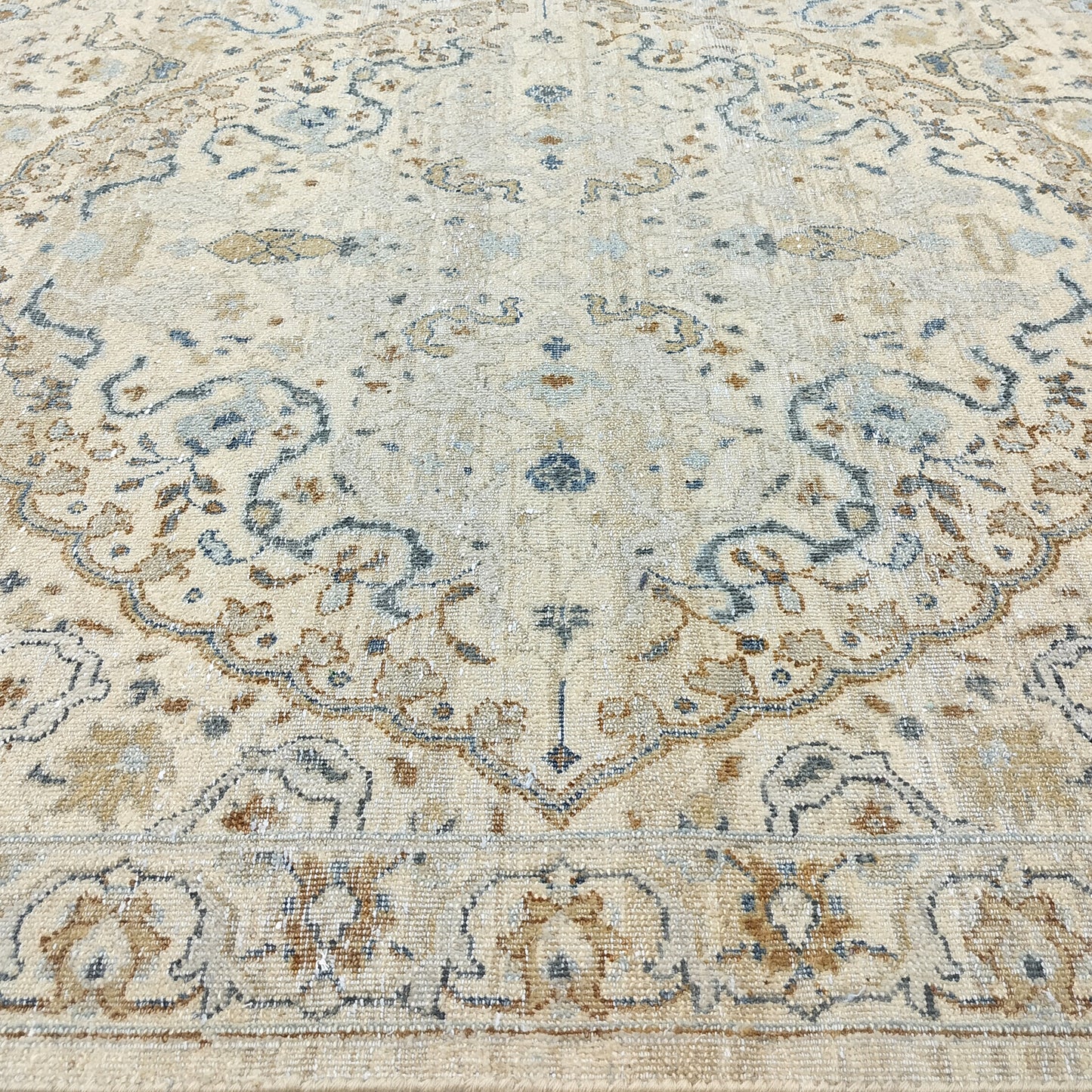 Beige and Multy Pure Wool Traditional Handknotted 9.1x12.2Ft 276x370Cms Area Rug