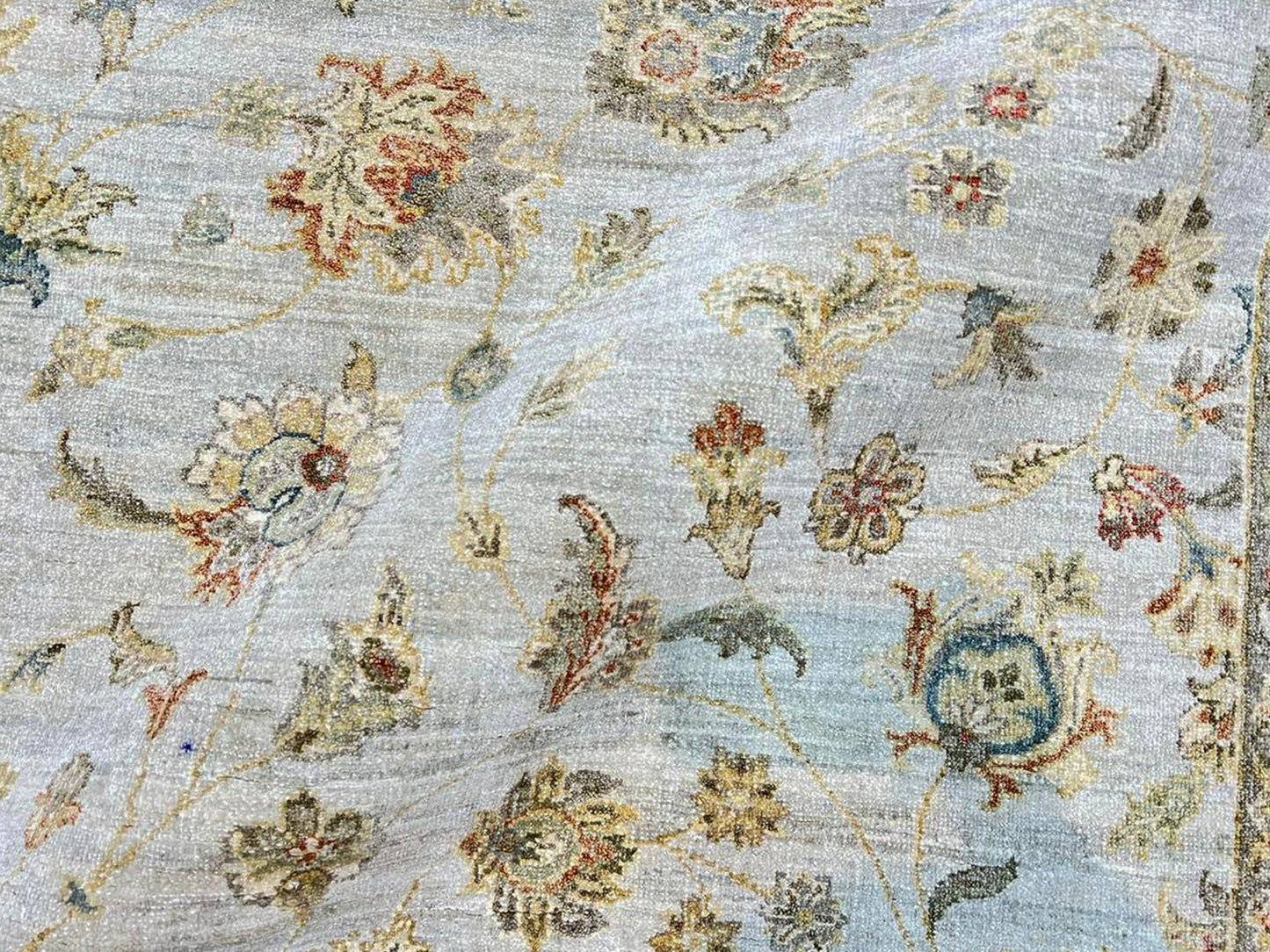 Gold and Ivory, Pure Silk Regular Pile Traditional Handknotted 7.11x10.0Ft 240x305Cms Area Rug