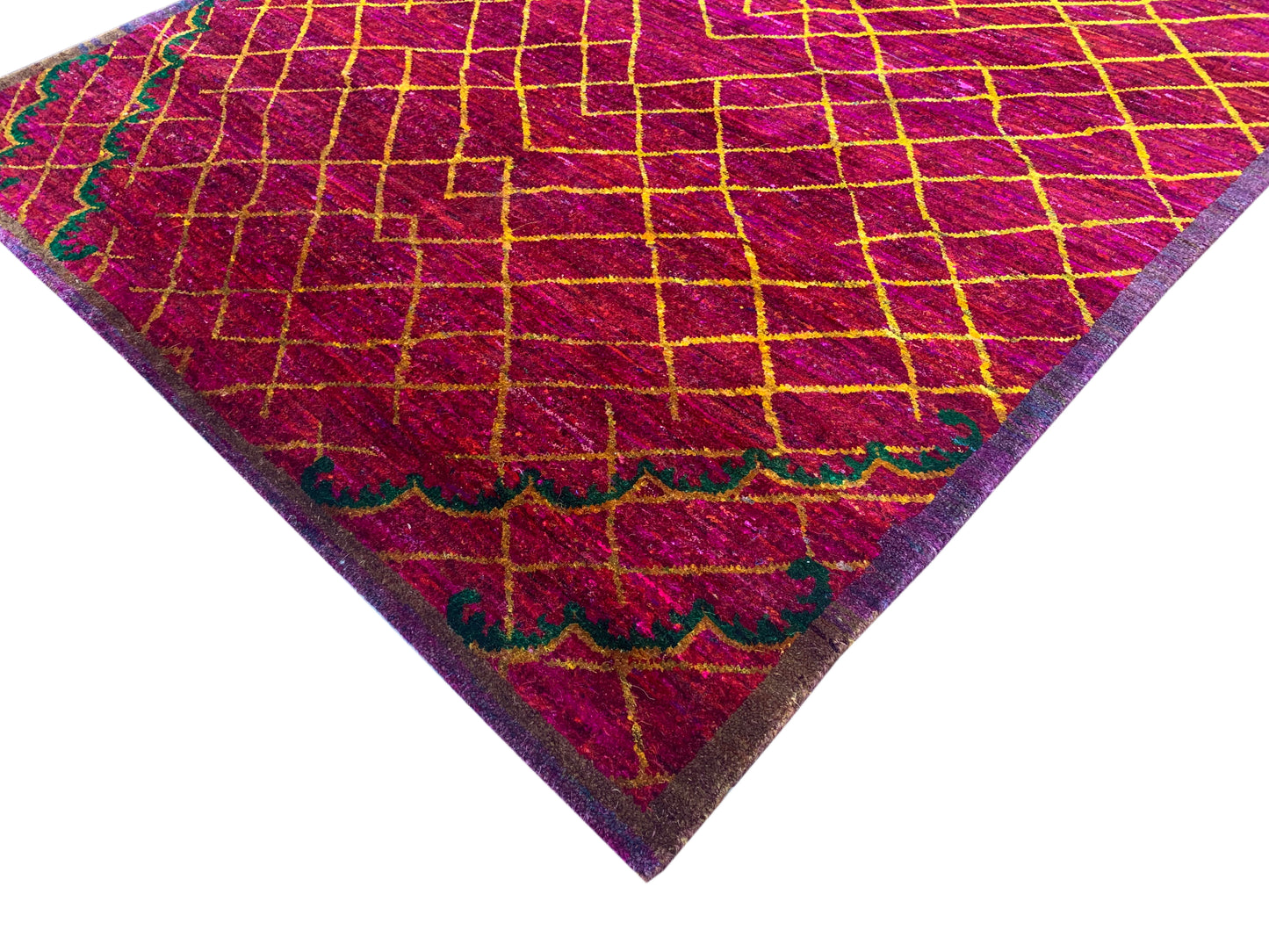 Red and Yellow, Sari Silk Regular Modern Handknotted 4.2x5.11Ft 125x181Cms Area Rug