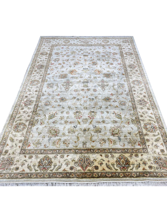 Grey and Ivory, Pure Silk Regular Agra Traditional Handknotted 5.11x8.11Ft 179x273Cms Area Rug