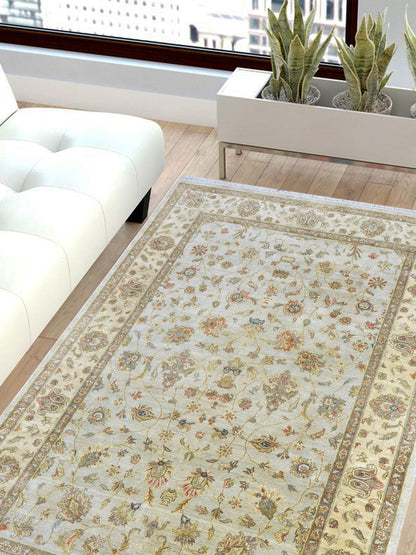 Grey and Ivory, Pure Silk Regular Agra Traditional Handknotted 5.11x8.11Ft 179x273Cms Area Rug