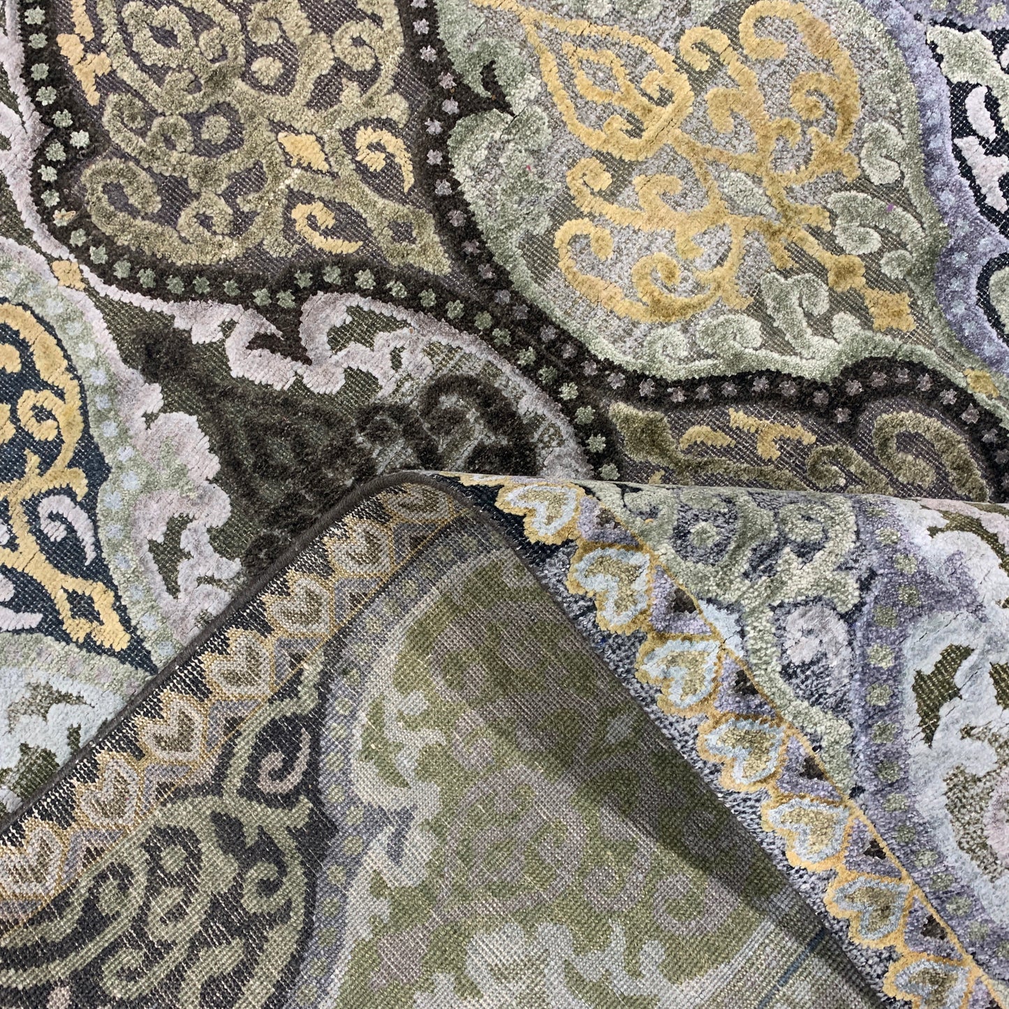 Gold and Silver, Silk and Wool Oxidized Assorted Transitional Damask Handknotted 7.7x7.11Ft 233x243Cms Area Rug