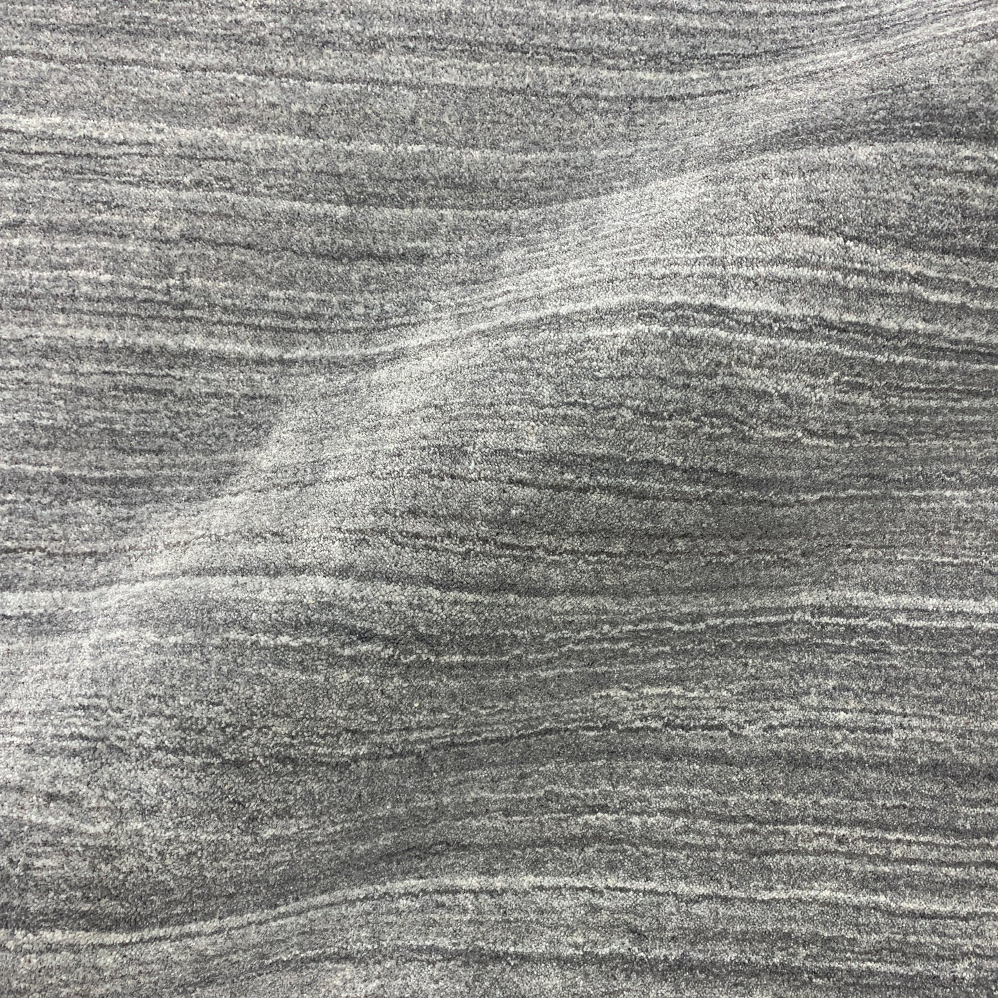 Grey, High Shine, Plush Pile, Viscose and Wool Blended, Modern Solid Handloom Area Rug