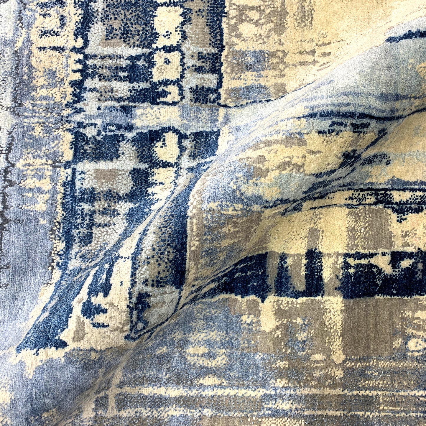 Grey, Blue and Ivory Silk ans Wool Modern Textured Handknotted 8.10x12.3Ft 270x374Cms Area Rug