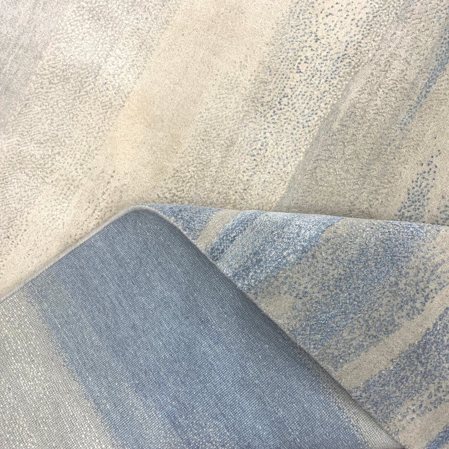 Grey Blue, Silk Wool Hi-Lo Modern Abstract HandKnotted 9.11x14.0Ft 301x427Cms Area Rug