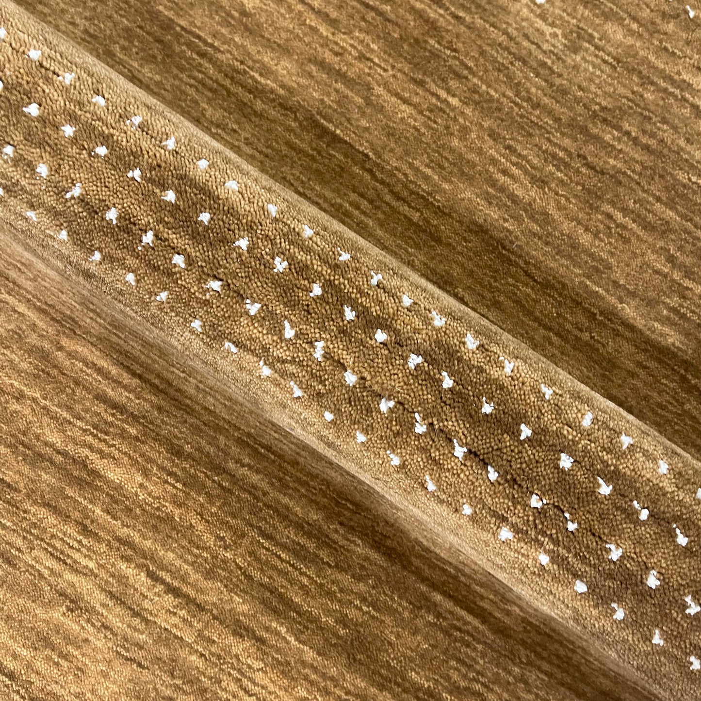 Brown, Pure Wool, Modern Handloom 2.4x3.11Ft 70x118Cms Area Rug