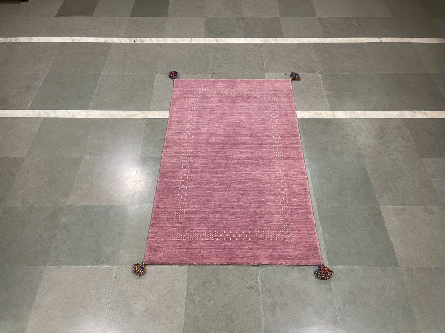 Lavender, Pure Wool Modern Gabbeh Handloom 3.5x4.11Ft 90x150Cms Area Rug