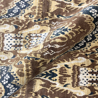 Brown and Beige, Pure Silk Regular Assorted Transitional Ikat Handknotted 7.10x7.11Ft 240x243Cms Area Rug