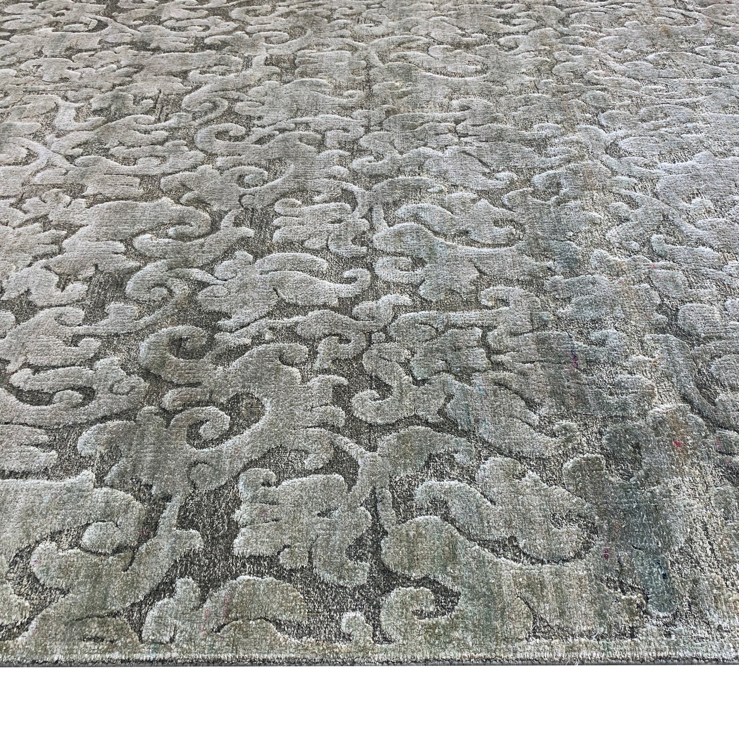 Silver and Grey, Silk and Wool Oxidized Assorted Transitional Handknotted 7.11x7.11Ft 242x242Cms Area Rug