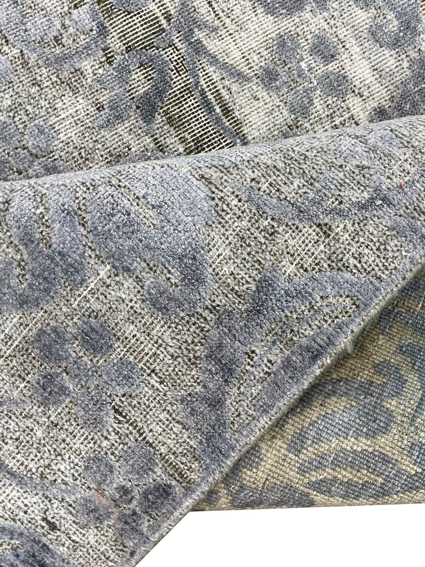 L.Blue and Grey, Silk and Wool Oxidized Modern Damask Handknotted 6.0x8.11Ft 183x271Cms Area Rug