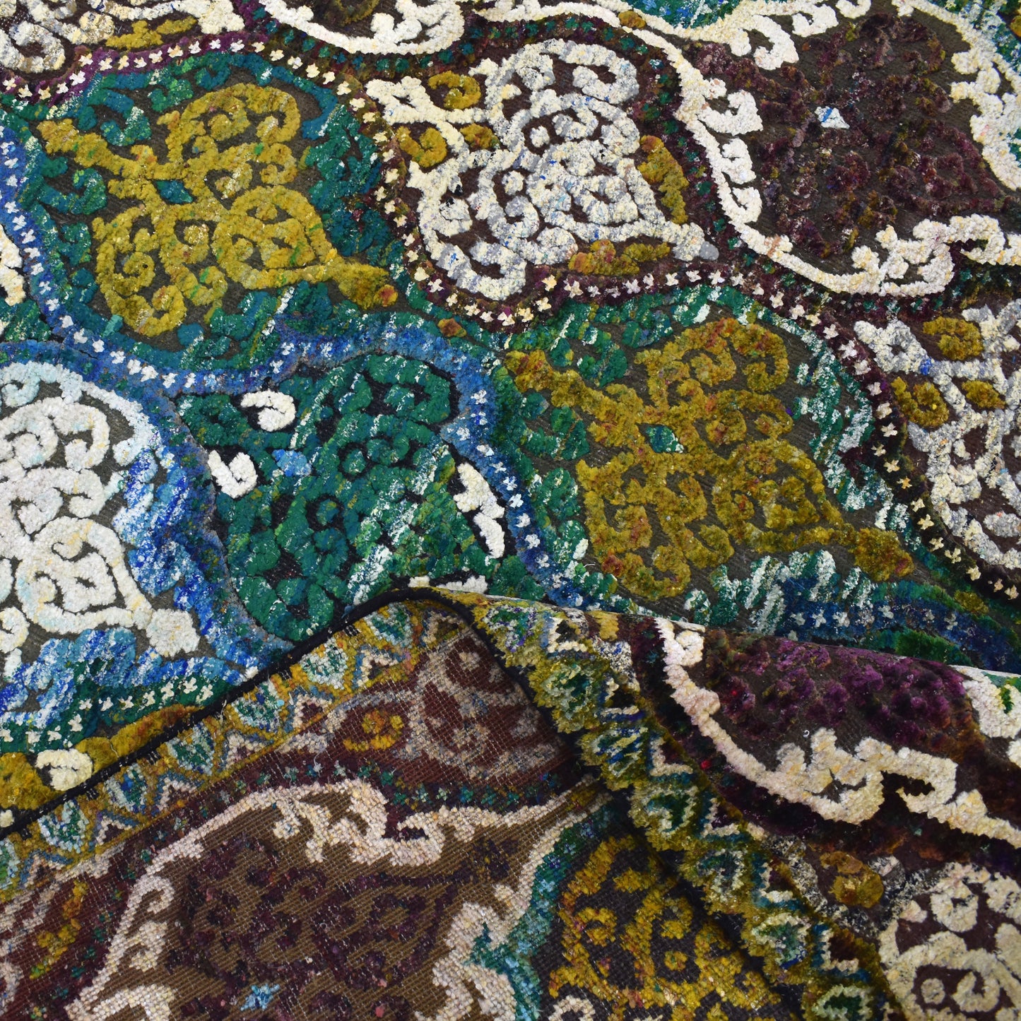 Wazir Damask Blue, Ivory, Green and Multy Transitional Sari Silk and Wool Handknotted Area Rug