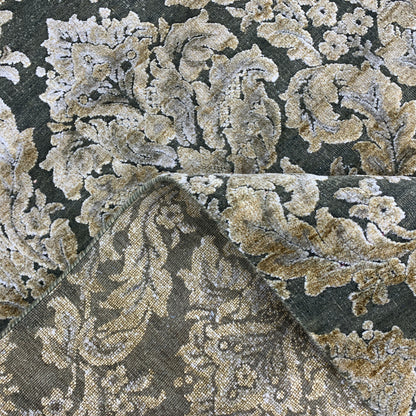 Grey and Silver, Silk and Wool Oxidized Assorted Transitional Handknotted 8.0x8.1Ft 245x248Cms Area Rug