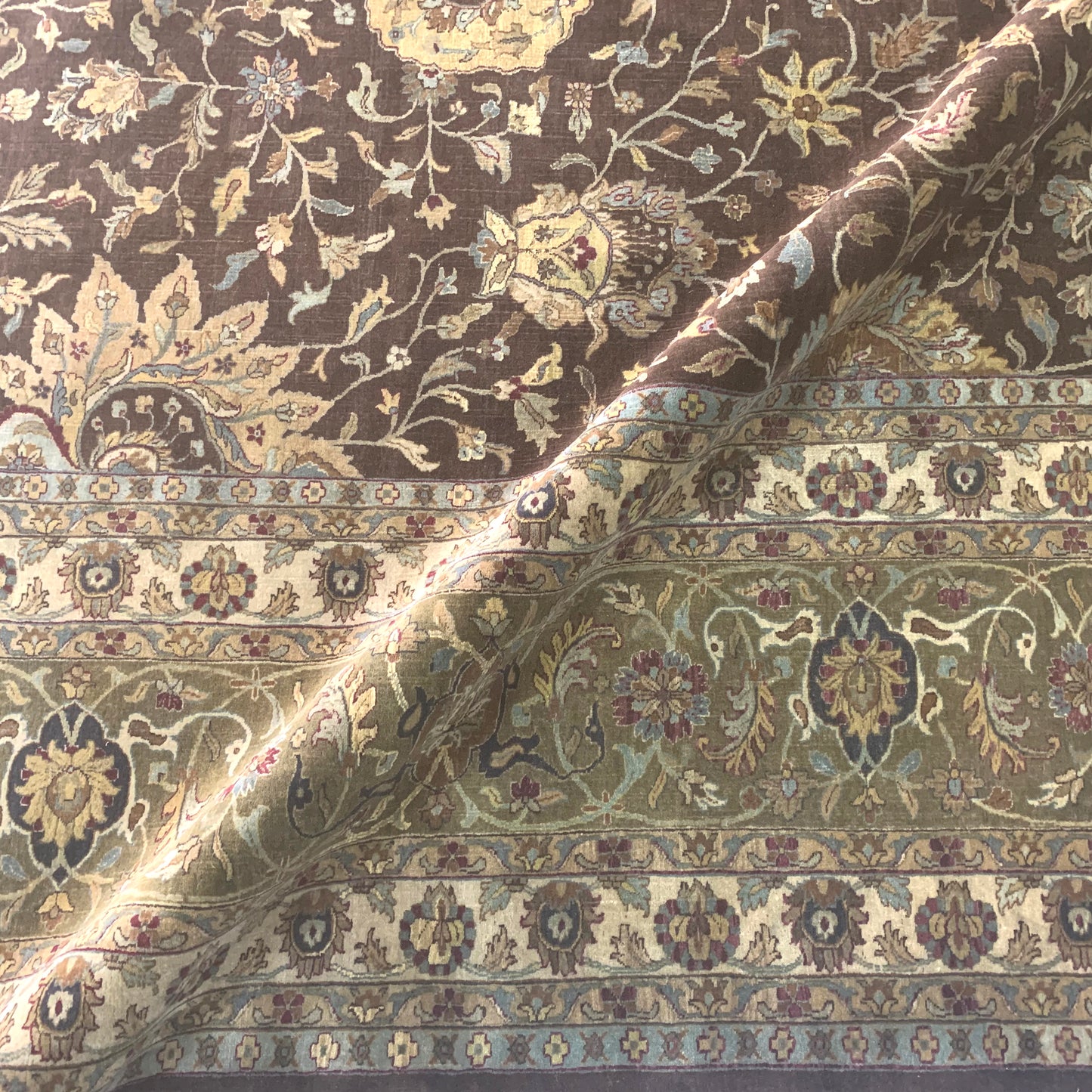 Brown and Gold, Pure Wool Regular Traditional Handknotted 11.11x14.5Ft 365x440Cms Area Rug
