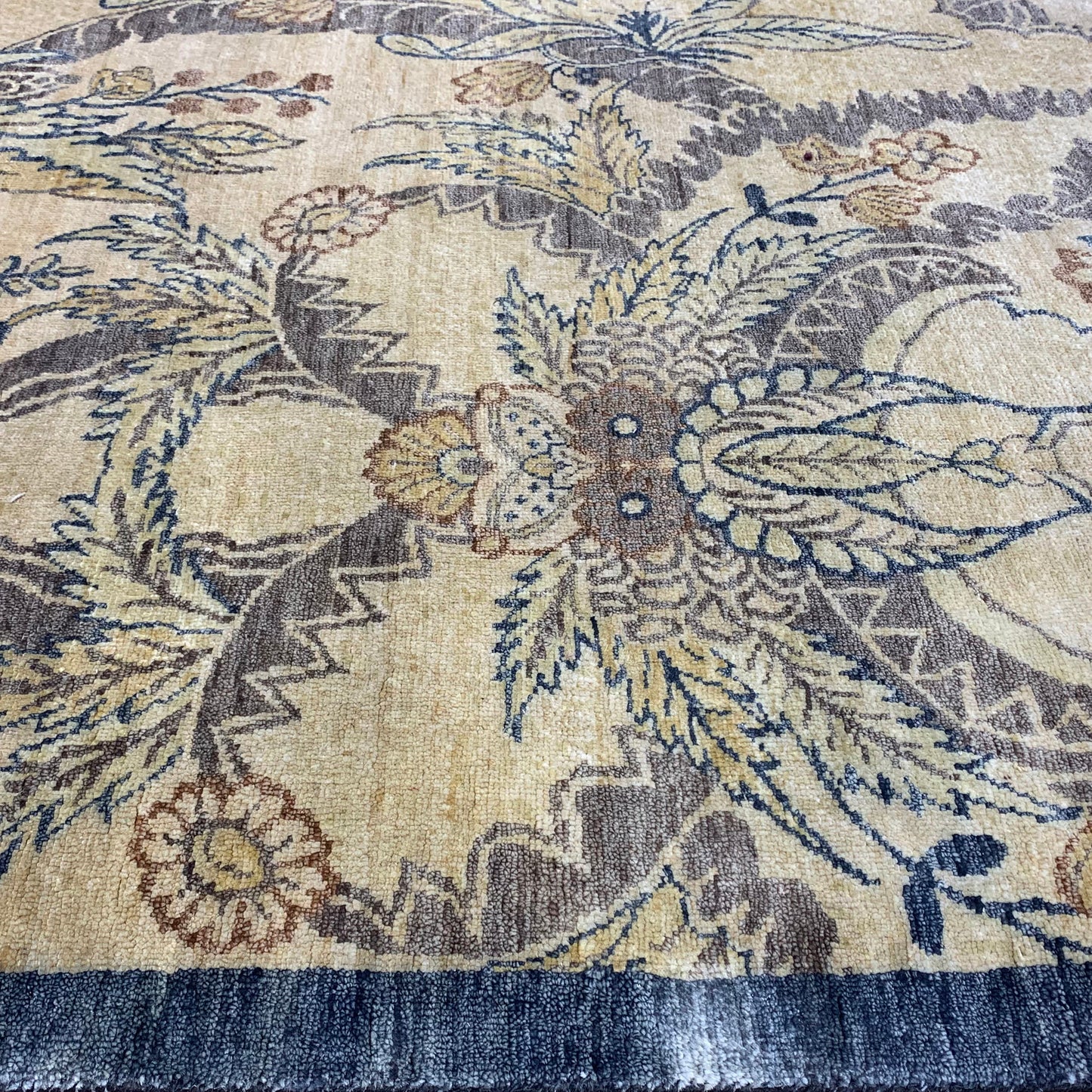 Gold and Multy Pure Silk Transitional Handknotted 8.11x11.11Ft 271x367Cms Area Rug