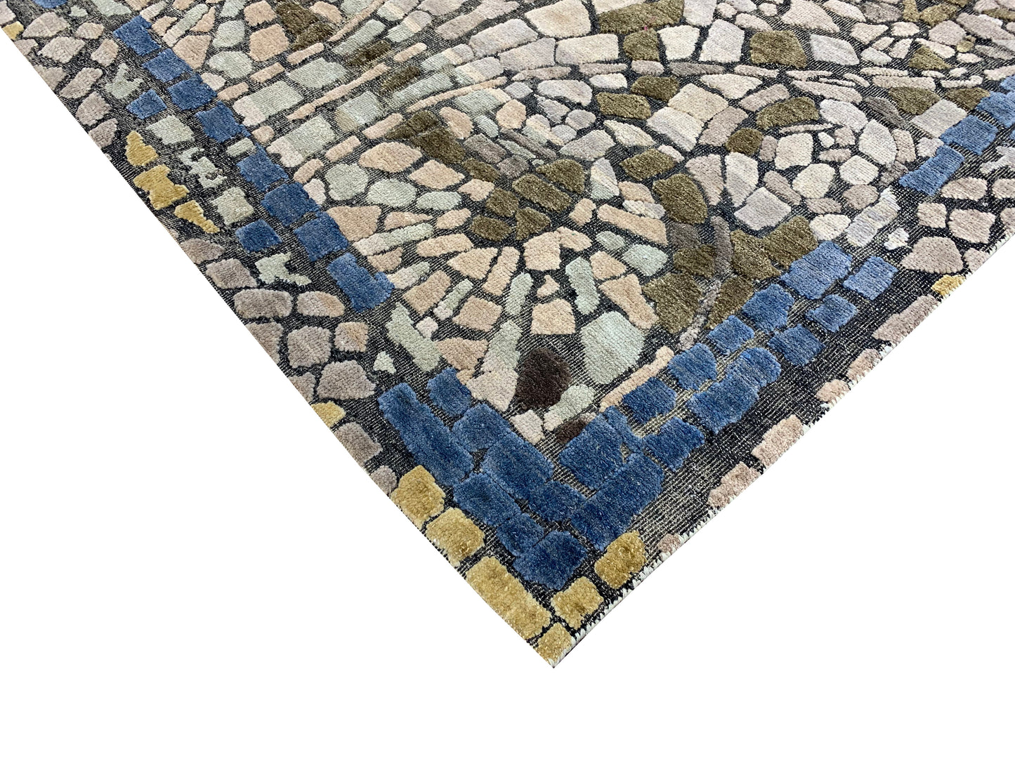 Brown and Beige, Silk and Wool Oxidized Modern Handknotted 4.0x6.0Ft 121x182Cms Area Rug