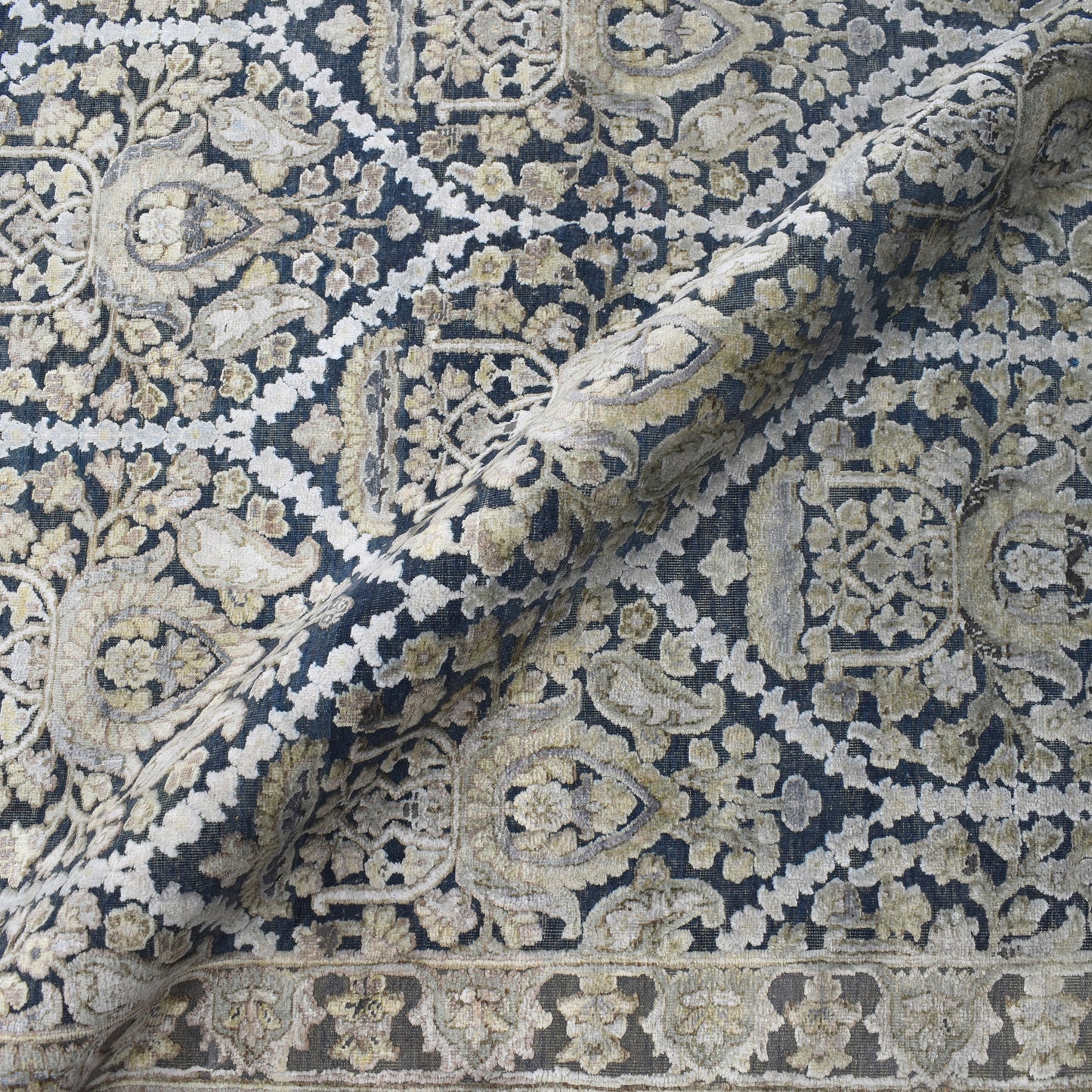 Blue Ivory, Silk Wool Oxidized Transitional Handknotted 8.10x12.0Ft 268x366Cms Area Rug