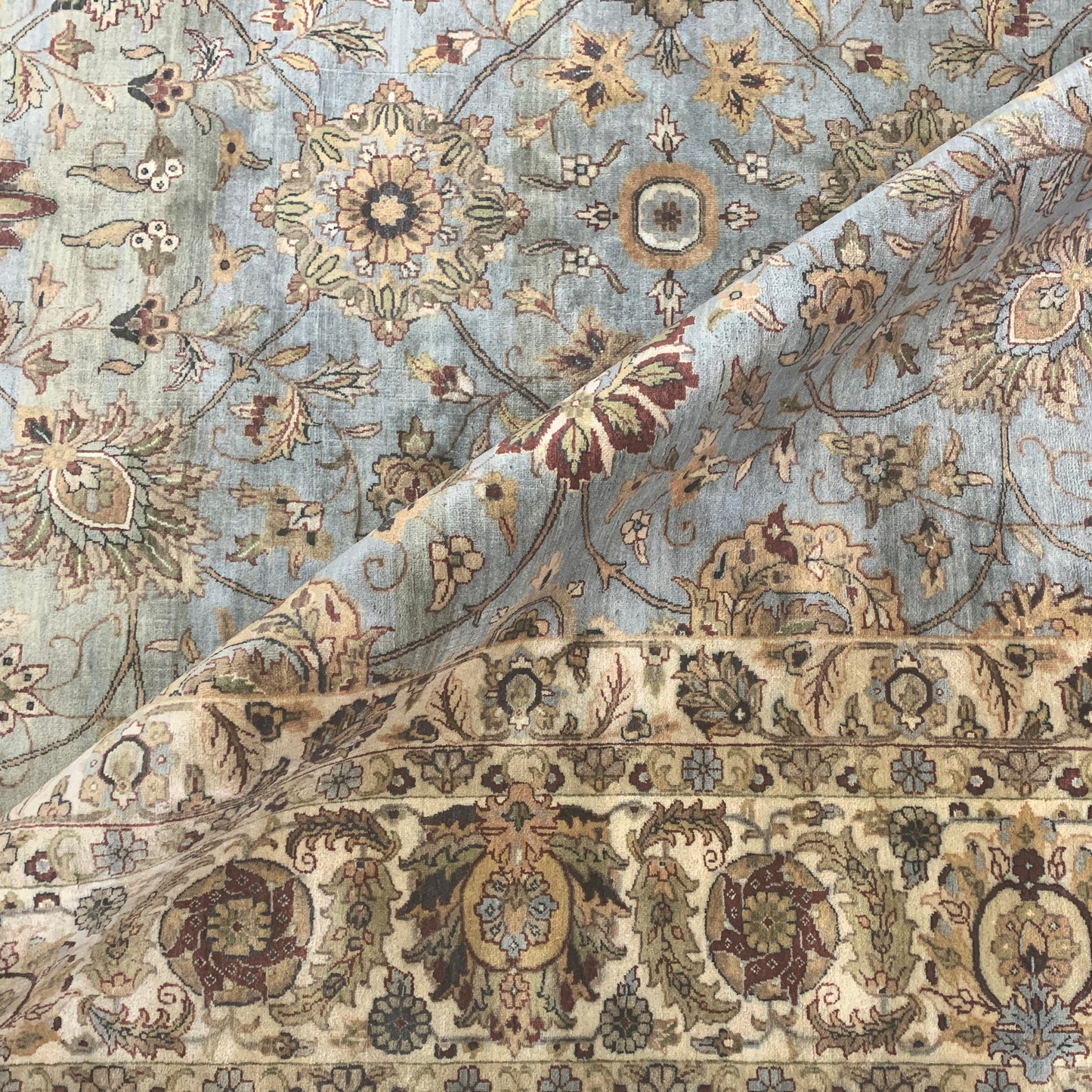 L.Blue and Ivory, Pure Wool Regular Traditional Handknotted 12.1x14.11Ft 369x454Cms Area Rug