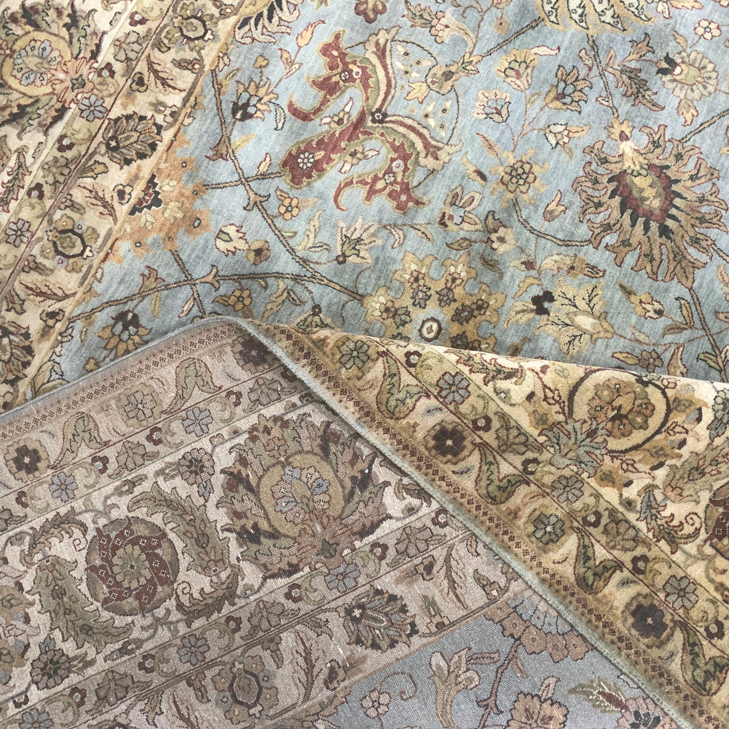 L.Blue and Ivory, Pure Wool Regular Traditional Handknotted 12.1x14.11Ft 369x454Cms Area Rug