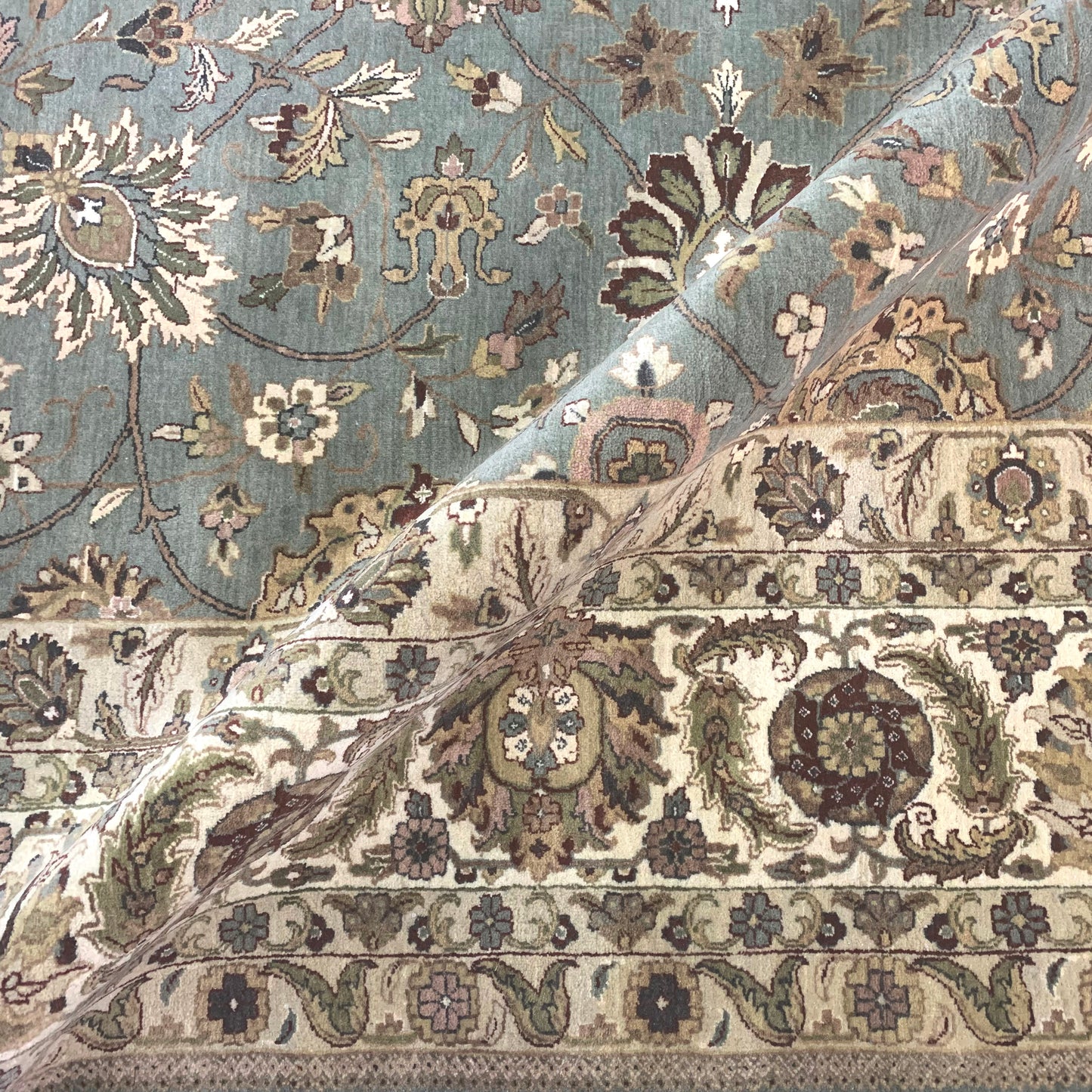 L.Blue and Ivory, Pure Wool Regular Traditional Handknotted 12.2x14.11Ft 370x446Cms Area Rug