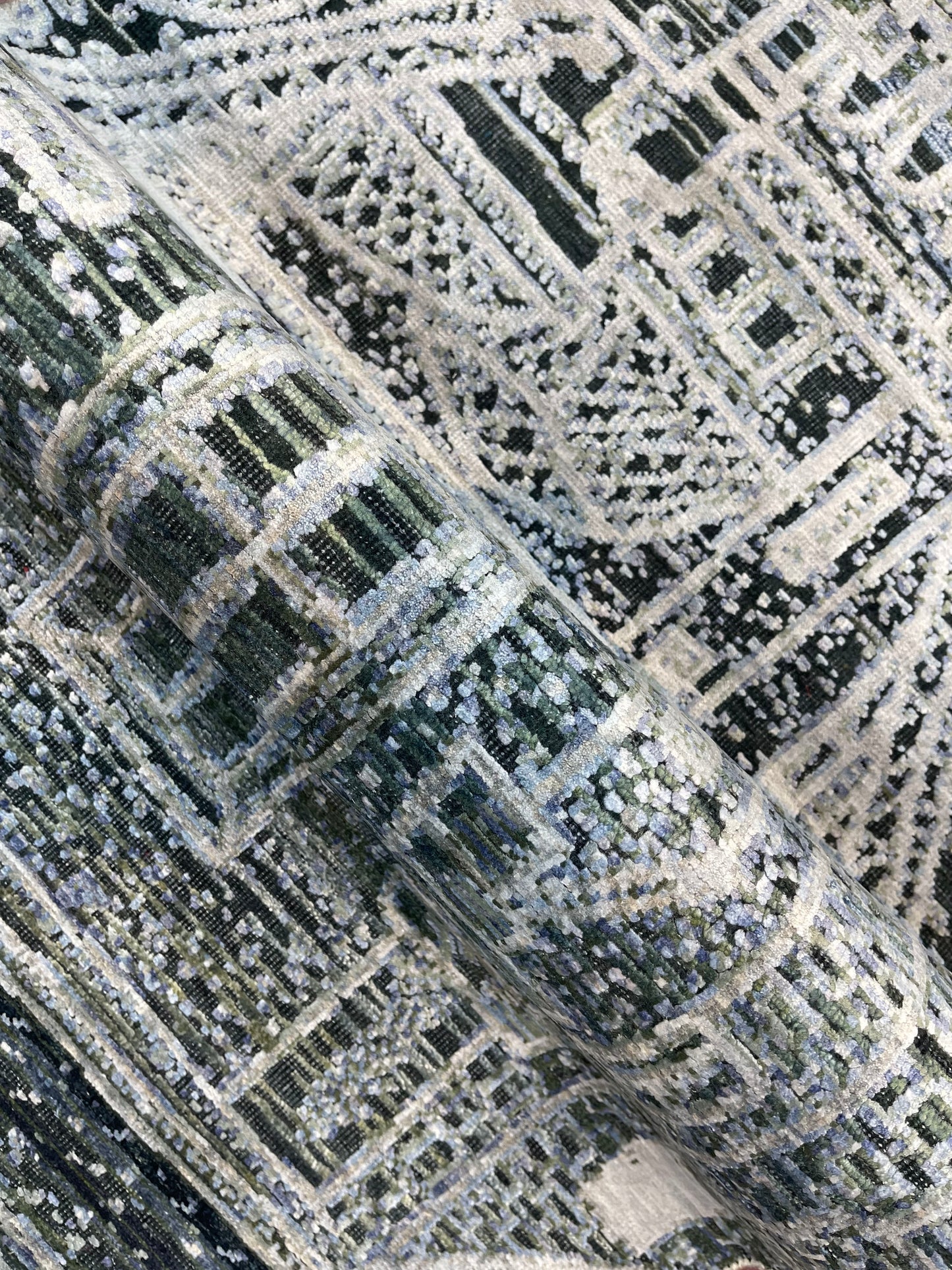 Grey and Silver, Viscose and Wool Oxidized Modern Abstract Handknotted 2.7x9.9Ft 78x296Cms Area Rug