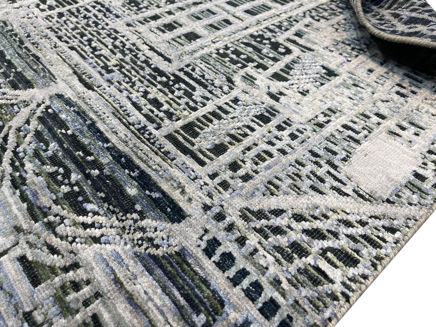 Grey and Silver, Viscose and Wool Oxidized Modern Abstract Handknotted 2.7x9.9Ft 78x296Cms Area Rug