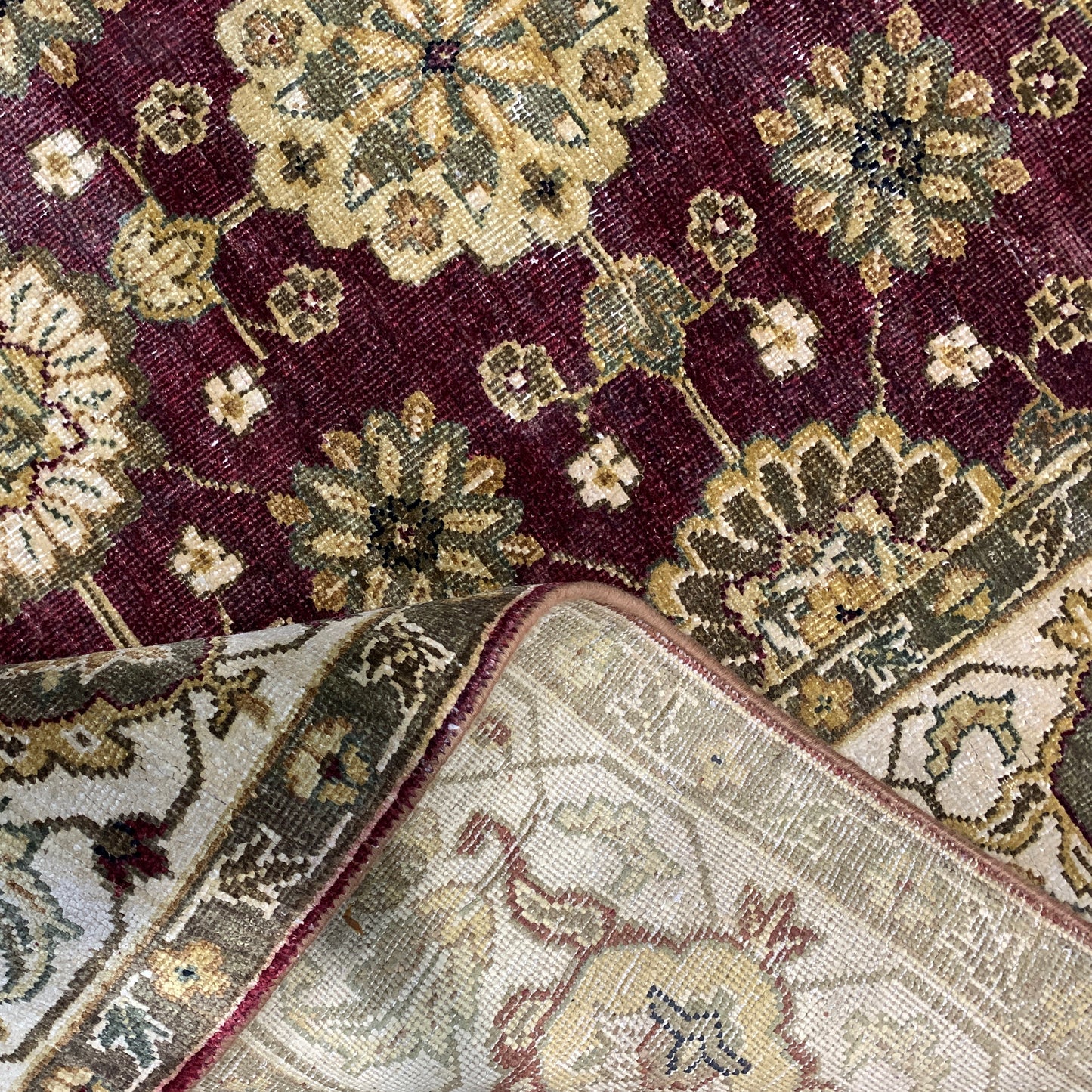 Red Gold, Pure Silk Traditional Handknotted 8.0X10.0Ft 245X305Cms Area Rug