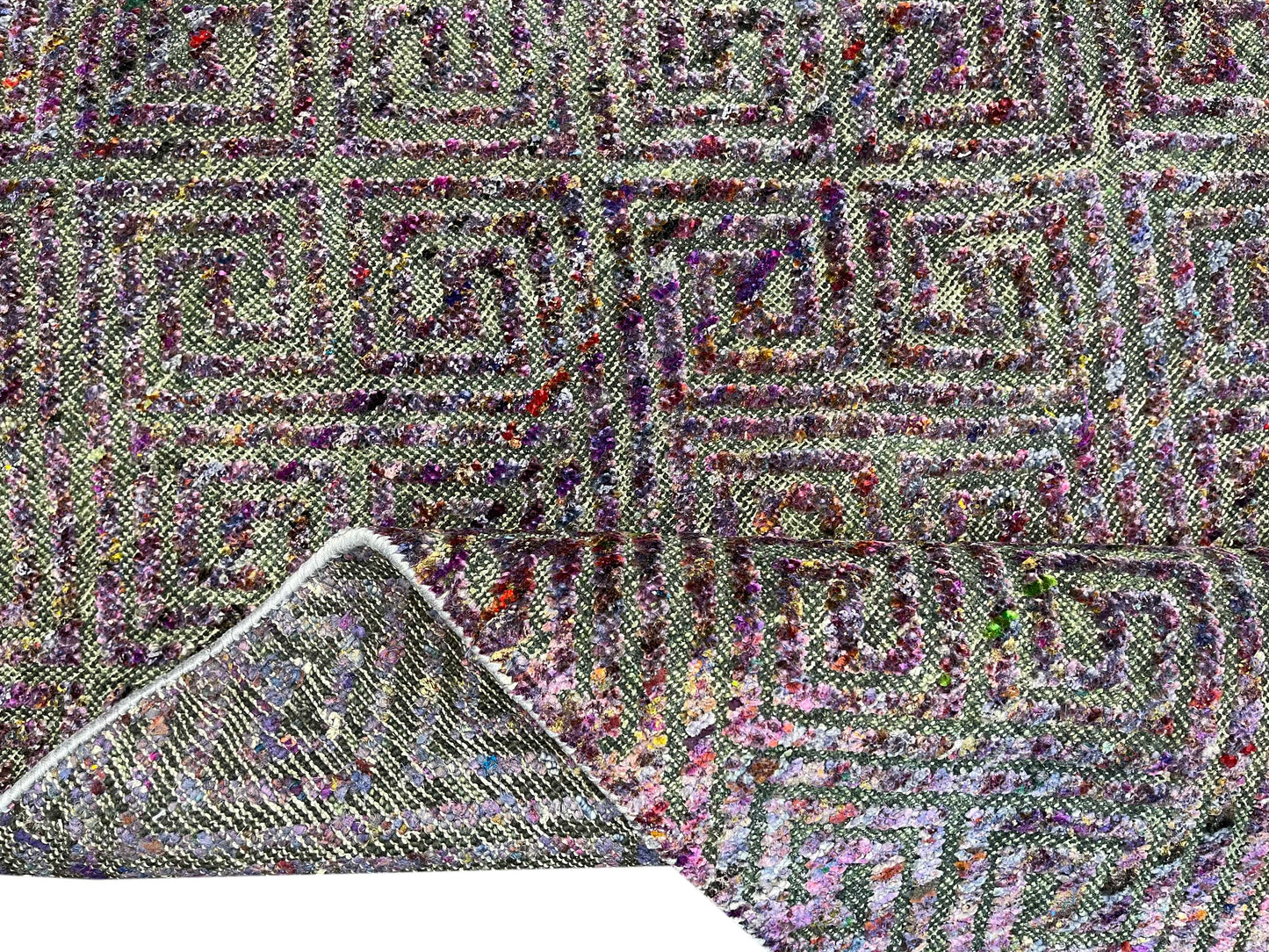 Grey and Purple, Sari Silk and Wool Oxidized Modern Geometrical Handknotted 2.9x9.10Ft 80x299Cms Area Rug