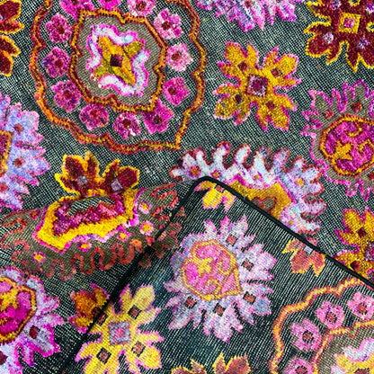 Pink Multy, Sari Silk and Wool Oxidized Transitional Handknotted 7.9x10.1Ft 237x307Cms Area Rug