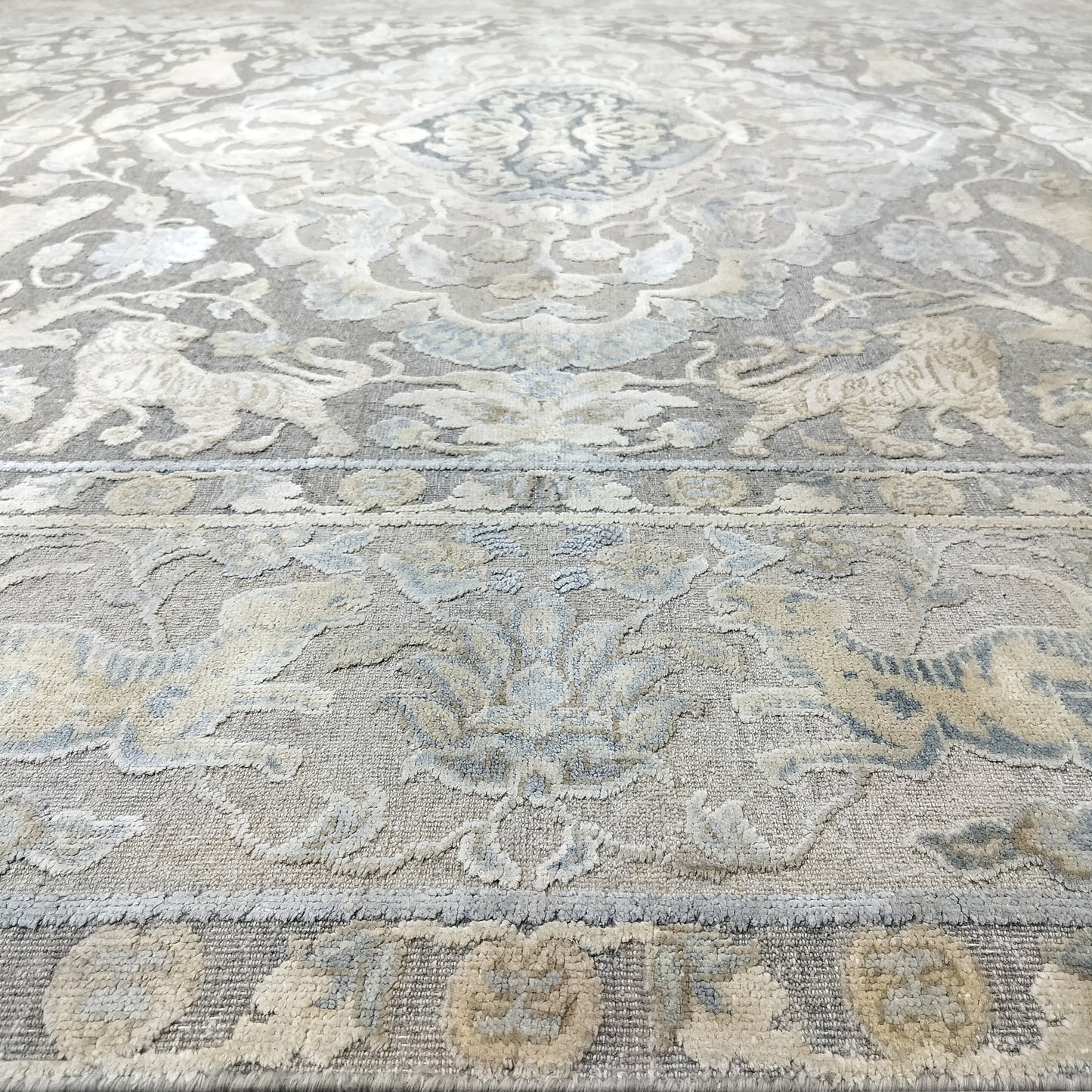 Grey Ivory, Silk Wool Oxidized Transitional Persian Handknotted 9.0x12.4Ft 274x375Cms Area Rug