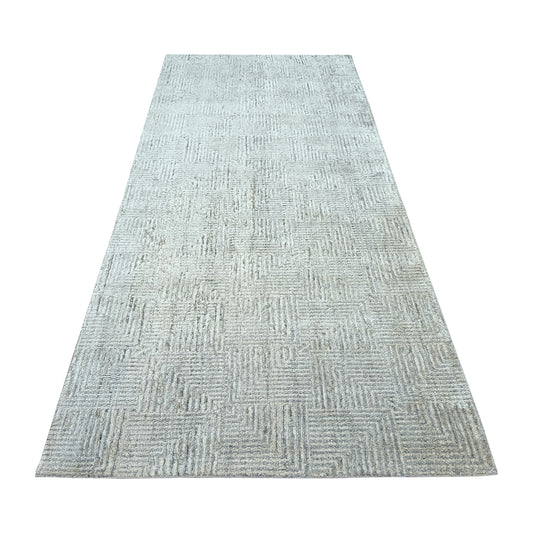Grey and Silver Silk and Wool Modern Pattern Handknotted 4.2x9.10Ft 127x300Cms Area Rug
