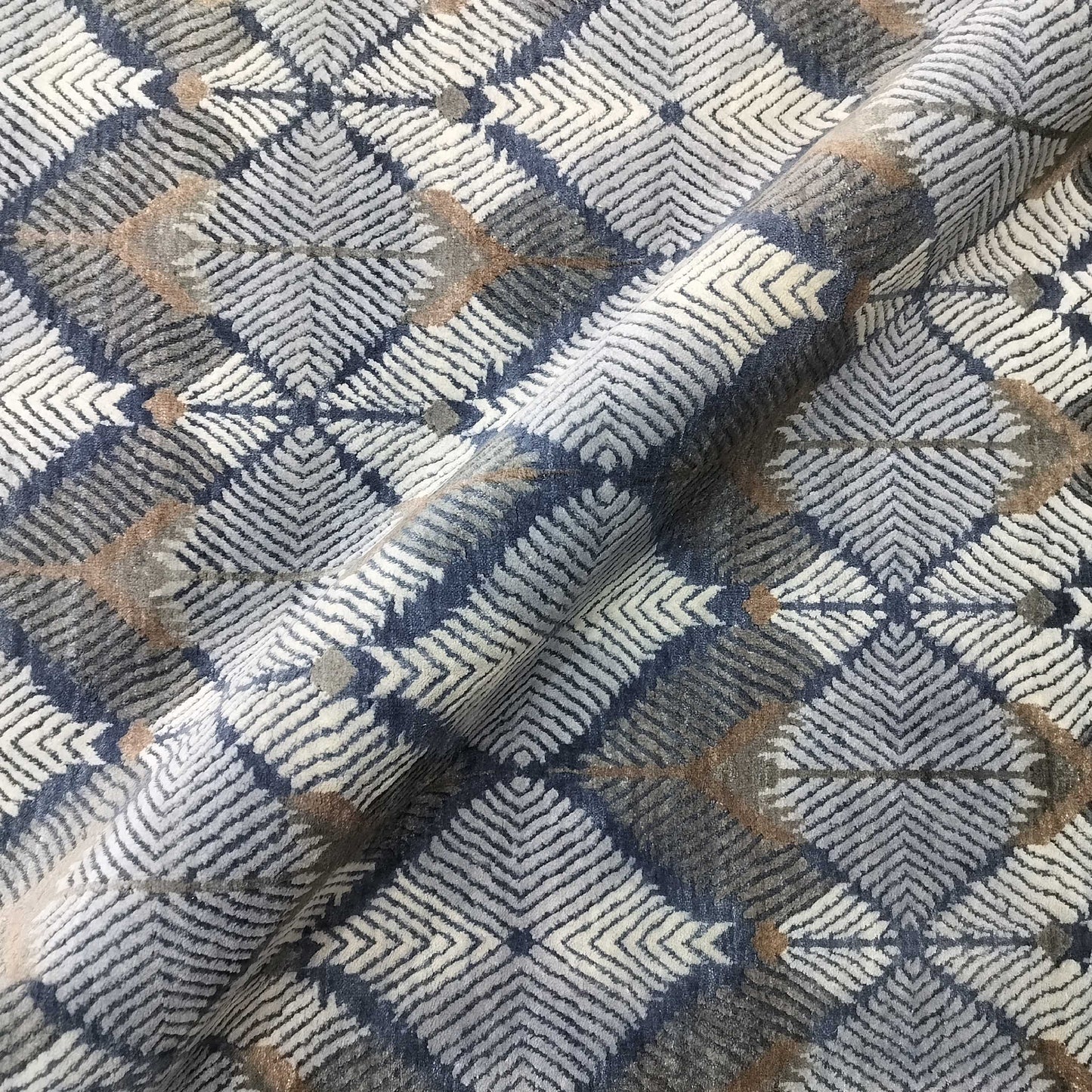 Blue and Brown, Pure Wool Carved Pile Modern Handknotted 9.0x12.0Ft 275x365Cms Area Rug