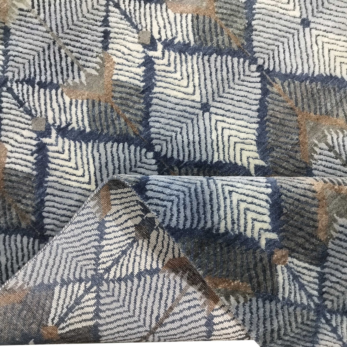 Blue and Brown, Pure Wool Carved Pile Modern Handknotted 9.0x12.0Ft 275x365Cms Area Rug