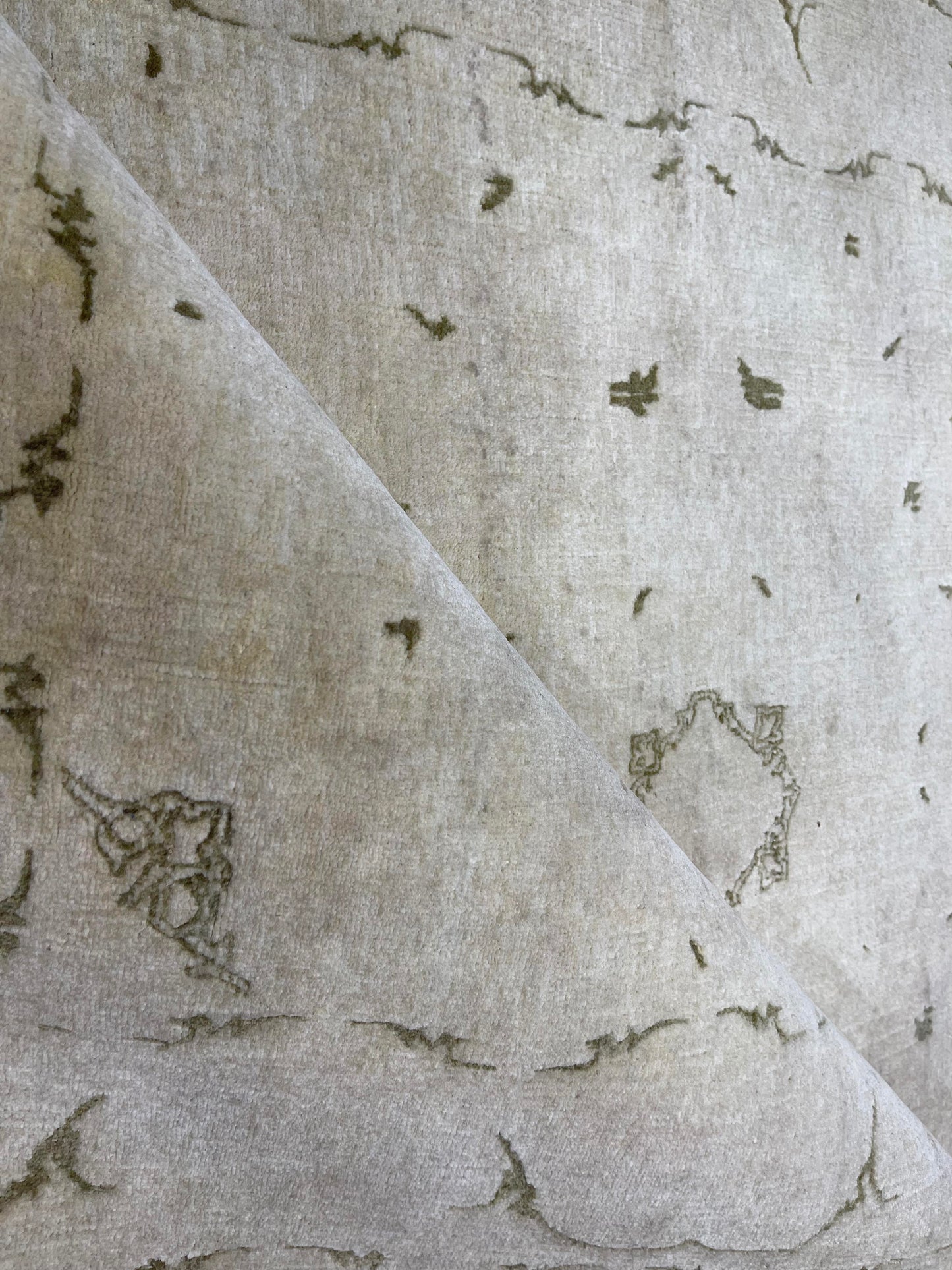 Ivory and Brown, Pure Wool Hi-Lo Transitional Handknotted 4.1x6.4Ft 104x194Cms Area Rug