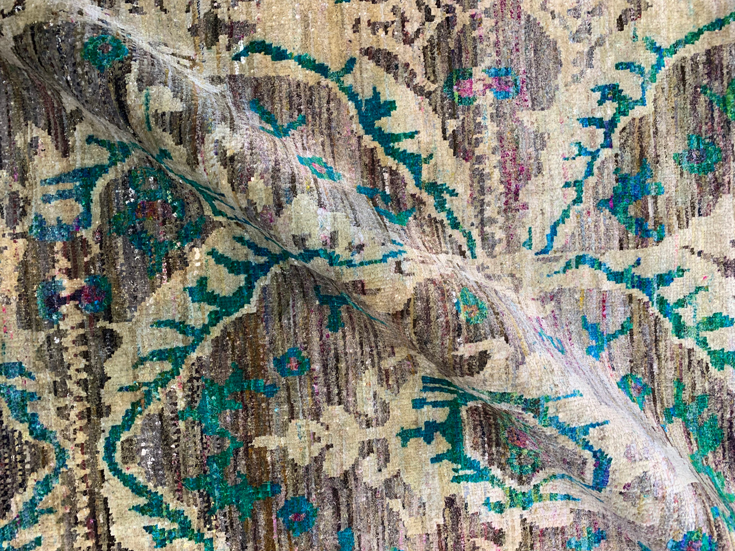 Ivory and Brown, Sari Silk and Wool Regular Modern Handknotted 4.0x6.1Ft 122x185Cms Area Rug