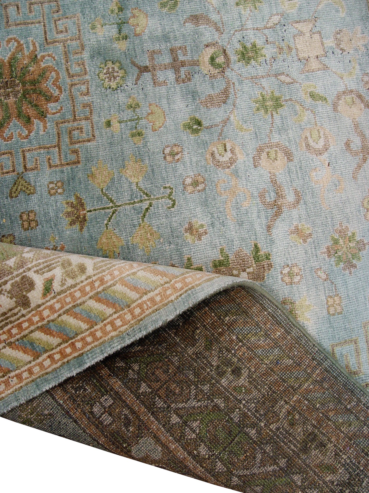 L.Blue and Ivory, Pure Silk Regular Traditional Handknotted 5.11x8.10Ft 180x268Cms Area Rug