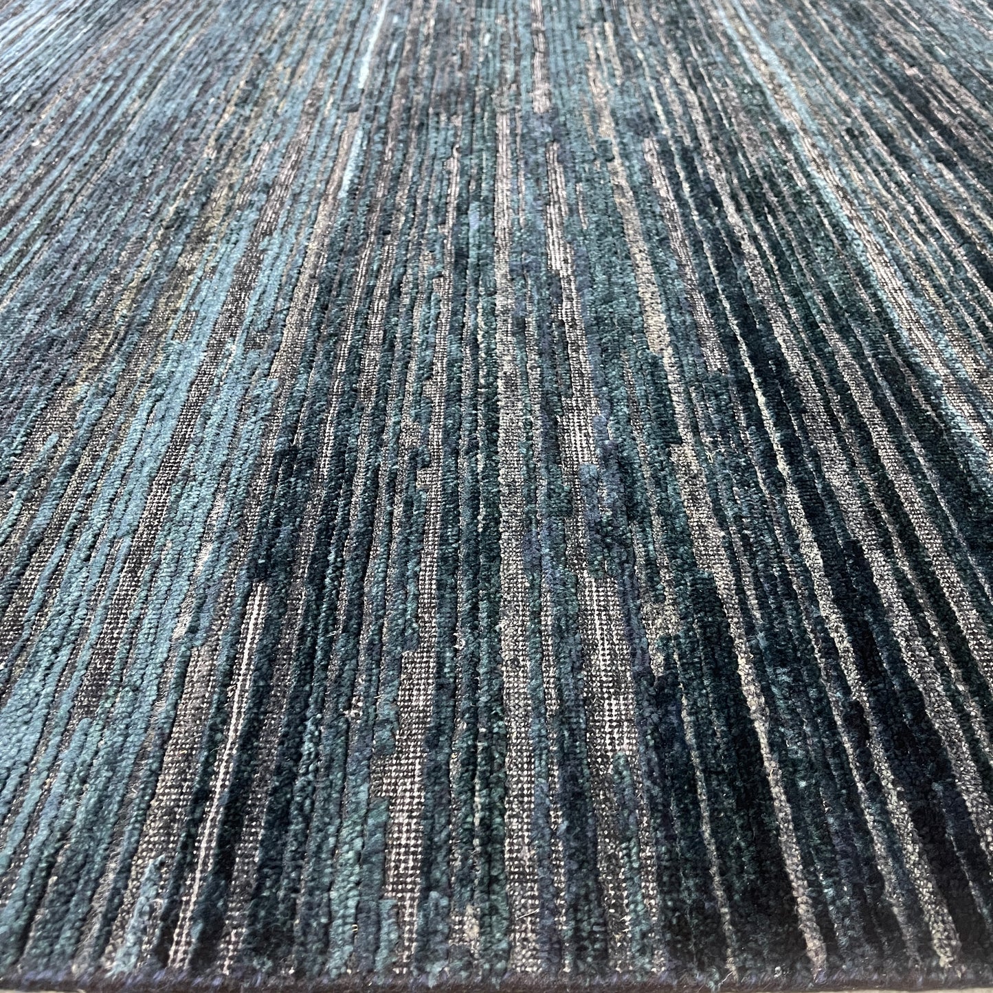 Black and Blue, Silk Wool Oxidized Modern Solid Handknotted 8.10x12.3ft 269x373Cms Area Rug
