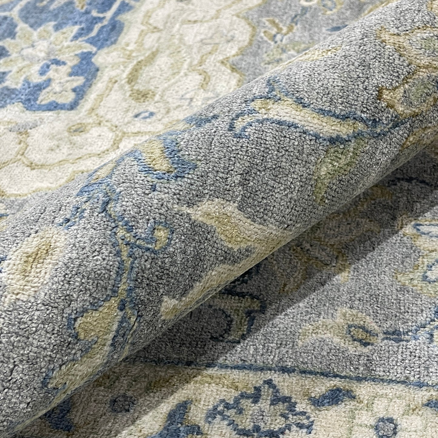 Grey and Blue, Blended Silk Traditional Persian Hunting Handknotted 9.11x14.1ft 302x428Cms Area Rug