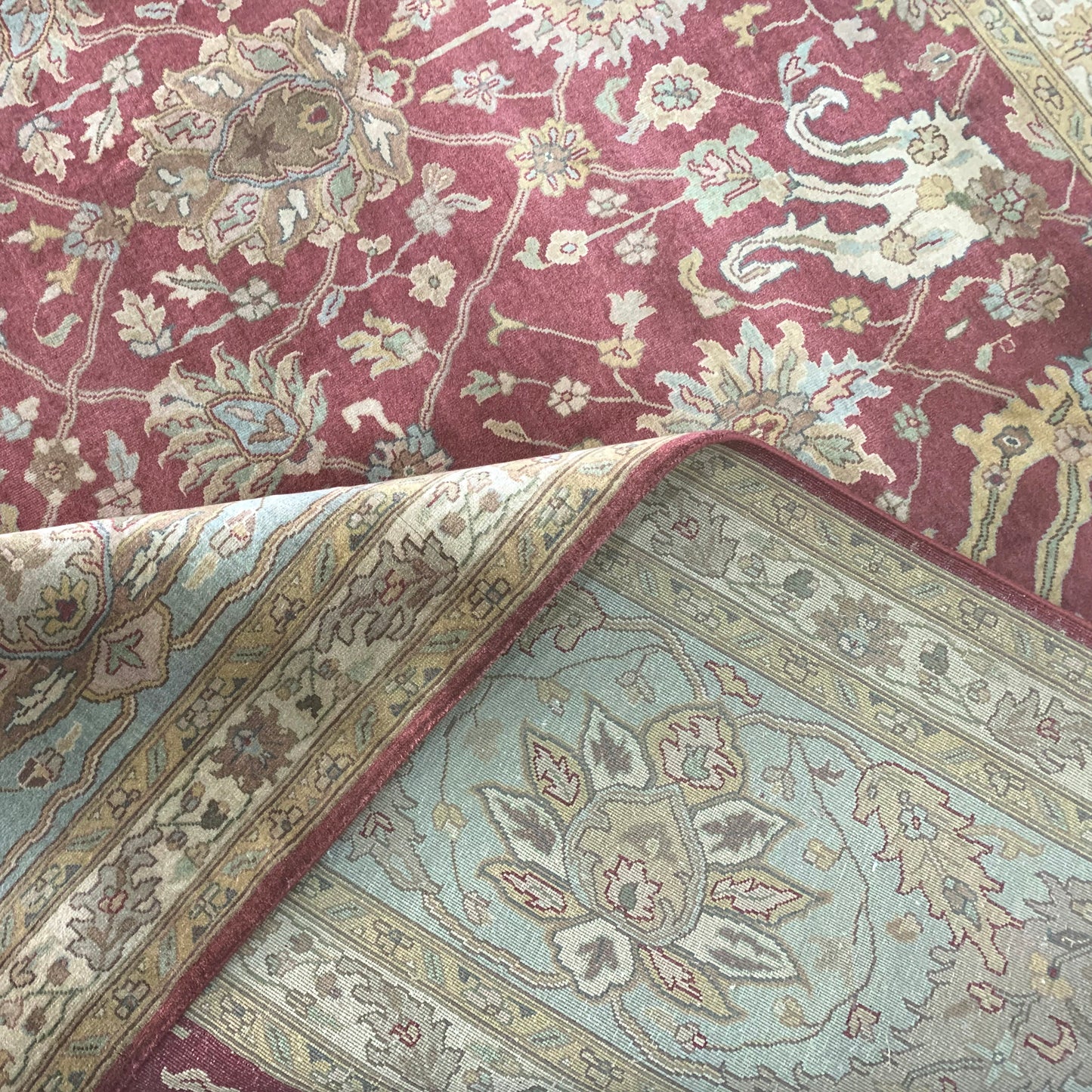 Red and L. Blue, Pure Silk Traditional Agra Handknotted 10.0x15.6Ft 305x479Cms Area Rug