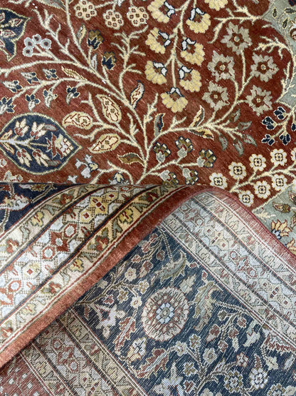 Brown and Red, Pure Silk Regular Pile Traditional Handknotted 8.0x10.0Ft 245x305Cms Area Rug