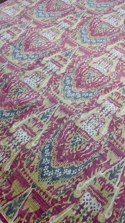 Red and Ivory, Pure Silk Traditional Ikat Handknotted 7.9x9.11Ft 236x303Cms Area Rug