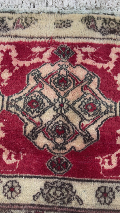 Red and Ivory Wool Persian Bidzar Hunting  Antique Traditional Handknotted 5.10x8.6ft 180x260Cms Area Rug