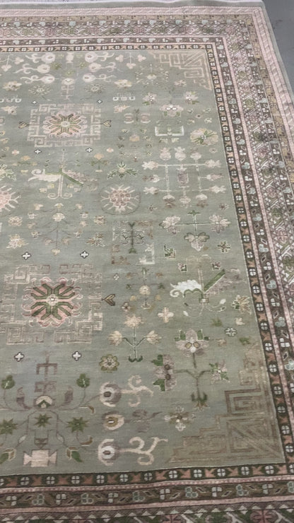 Grey and Brown, Silk and Wool Hi-Lo Traditional Handknotted 7.11x10.4Ft 241x314Cms Area Rug