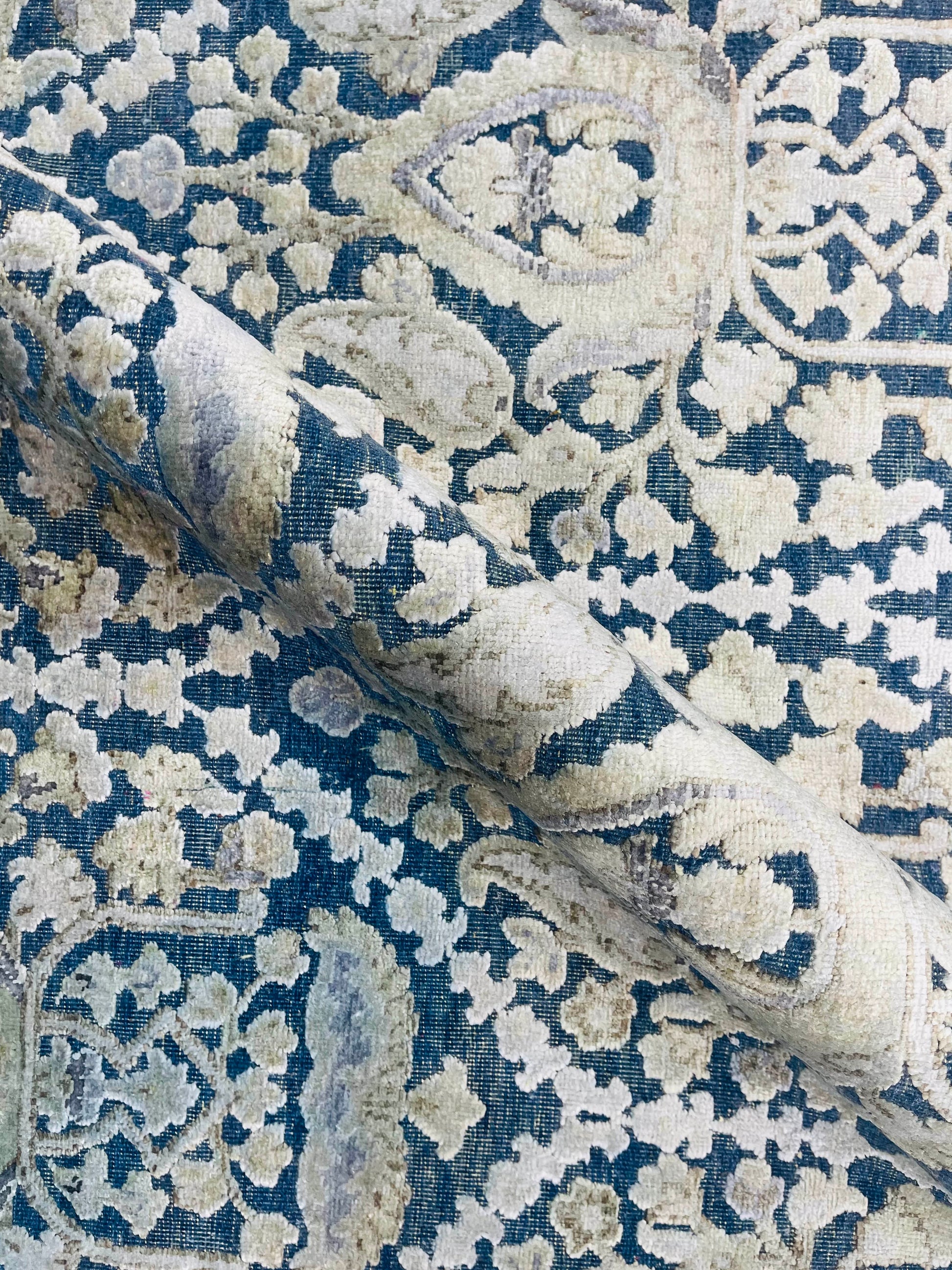 Get trendy with Ivory & Blue Viscose & Wool Contemporary Handknotted Area Rug 8.10x12.0ft 268x367Cms - Contemporary Rugs available at Jaipur Oriental Rugs. Grab yours for $4455.00 today!